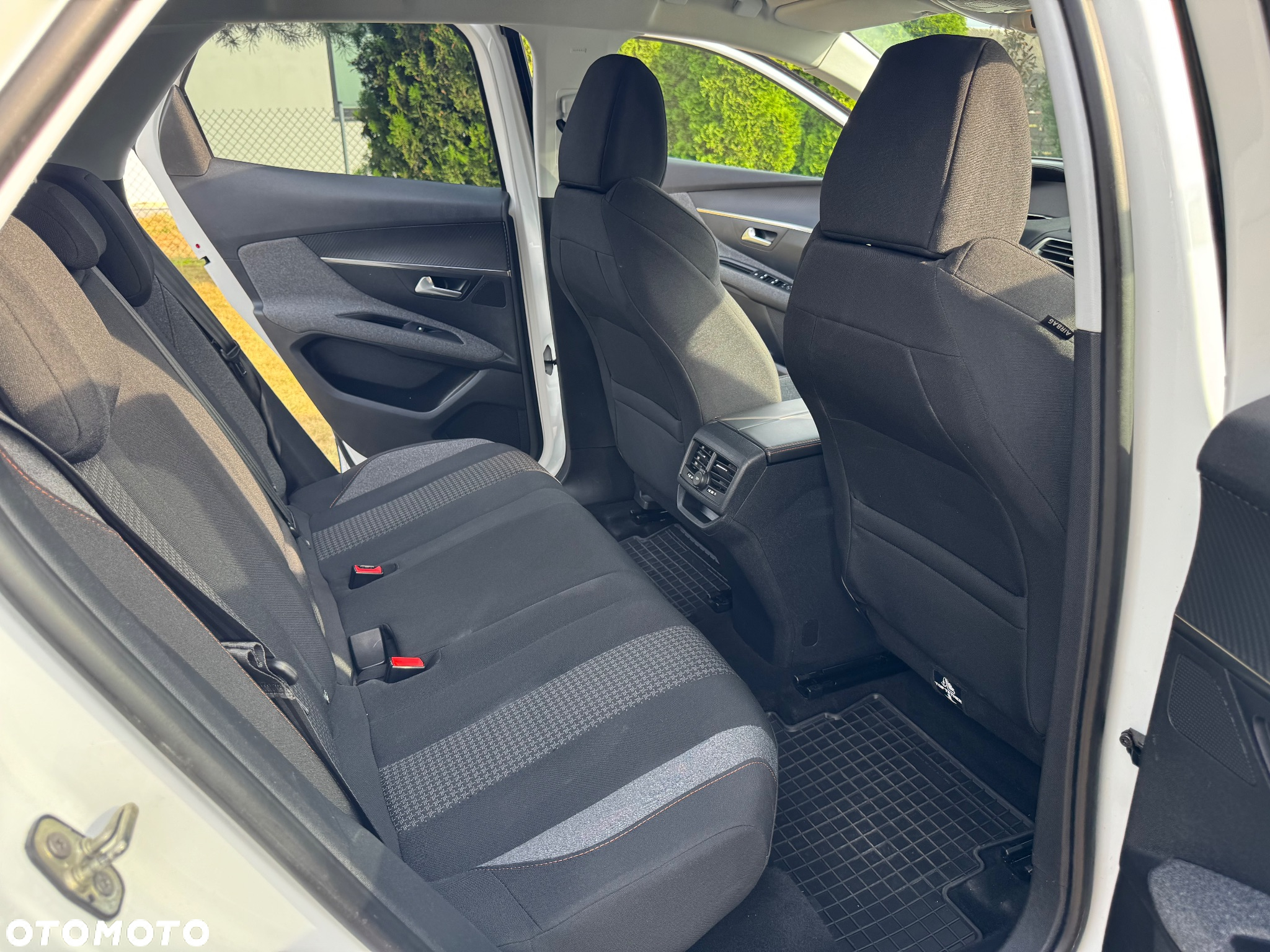 Peugeot 3008 1.2 PureTech Access - 25