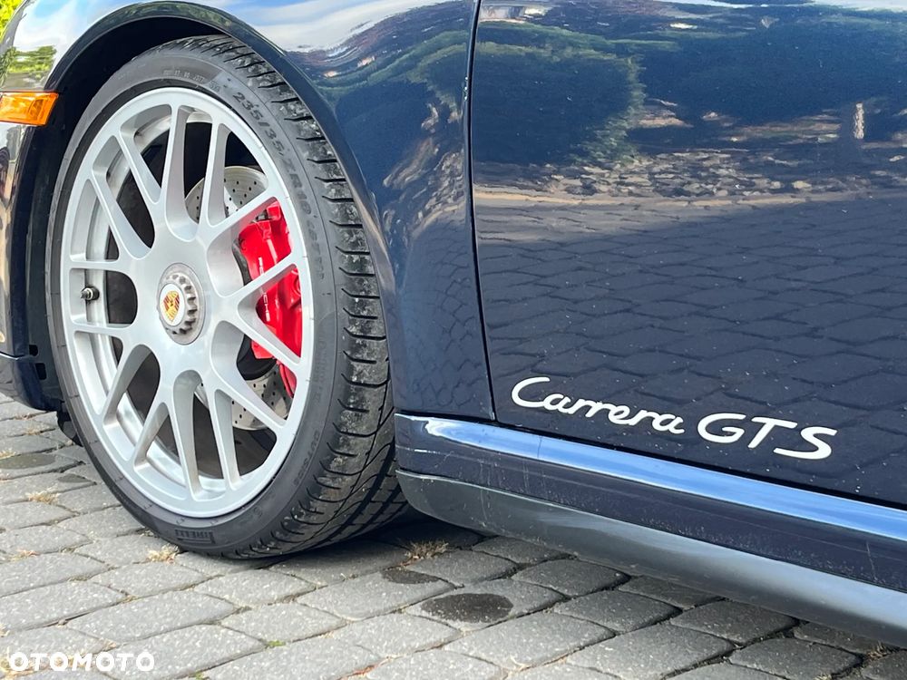 Porsche 911 Carrera GTS PDK - 9