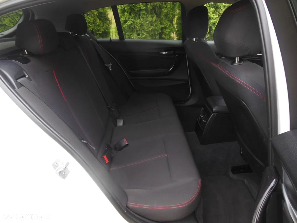 BMW Seria 1 116i Sport Line - 34