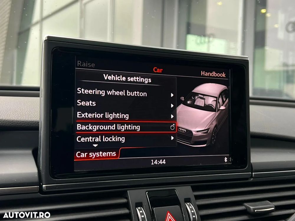 Audi A6 Avant 3.0 TDI quattro S tronic - 33