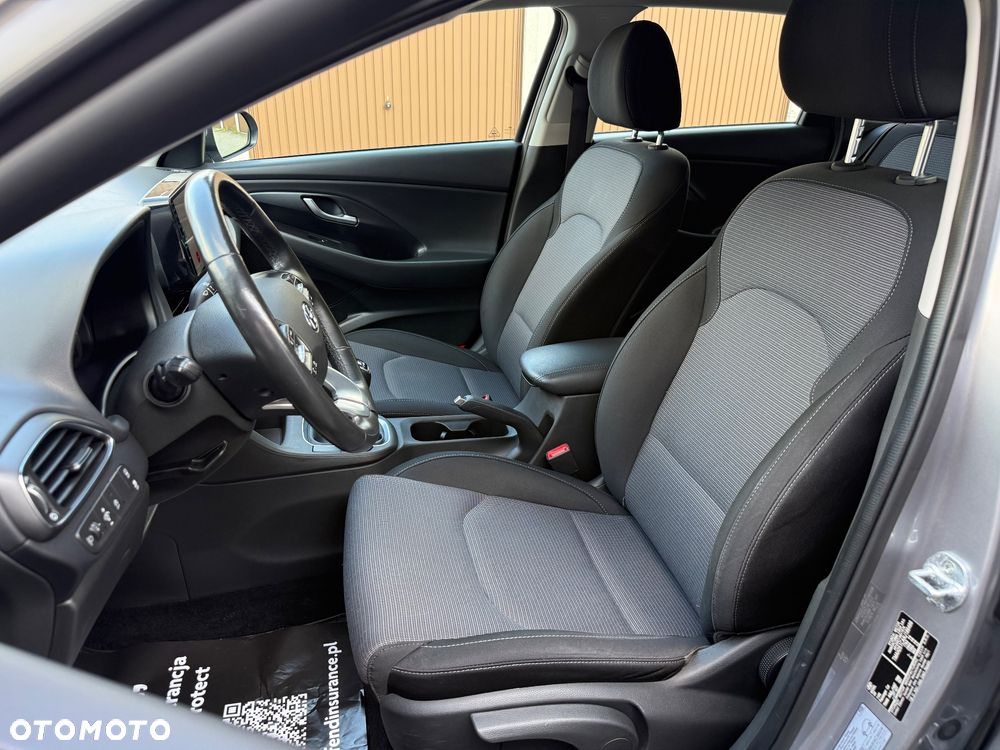 Hyundai i30 1.5 DPI Classic + - 6