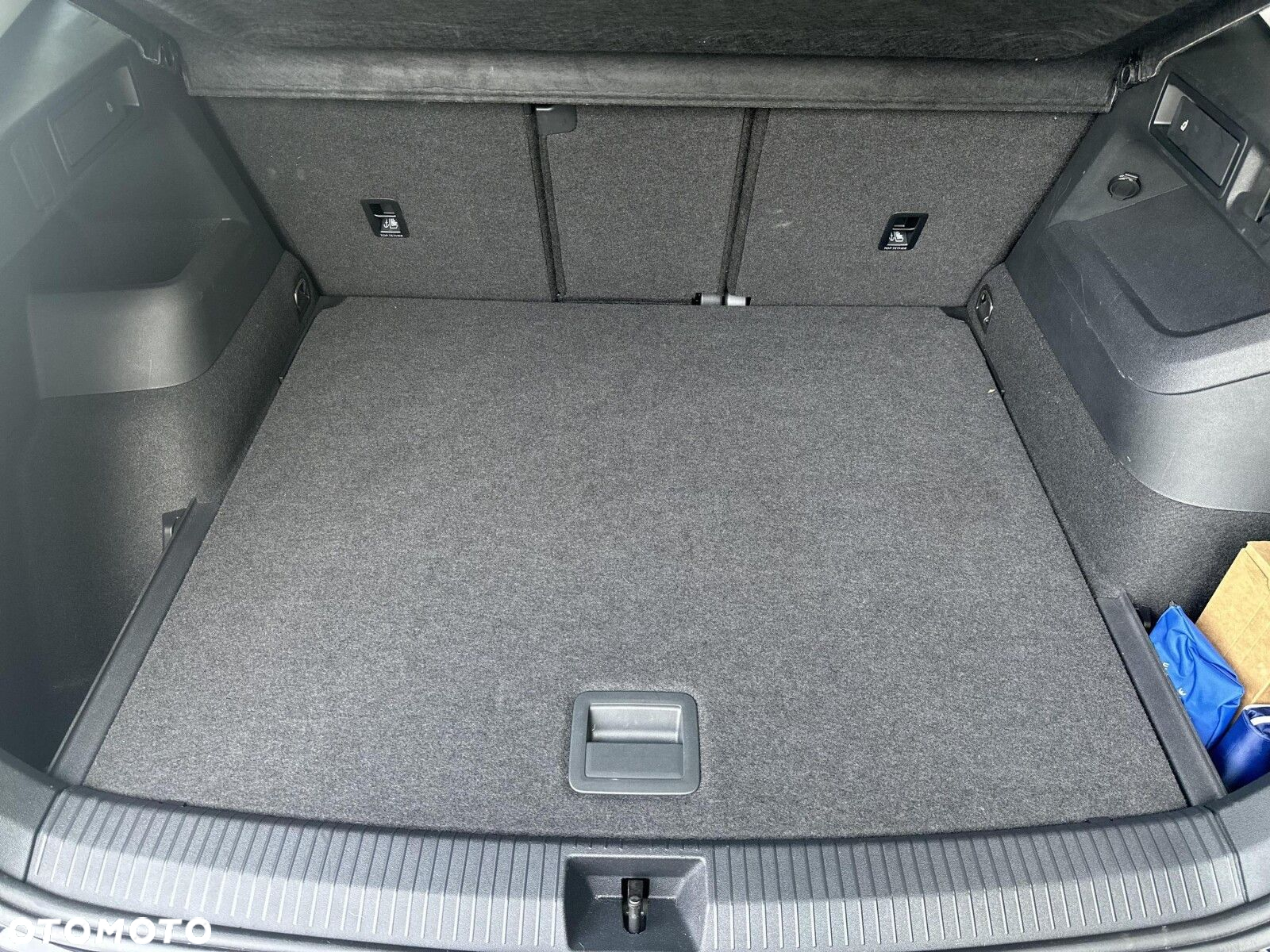 Volkswagen Tiguan 2.0 TDI Elegance DSG - 32