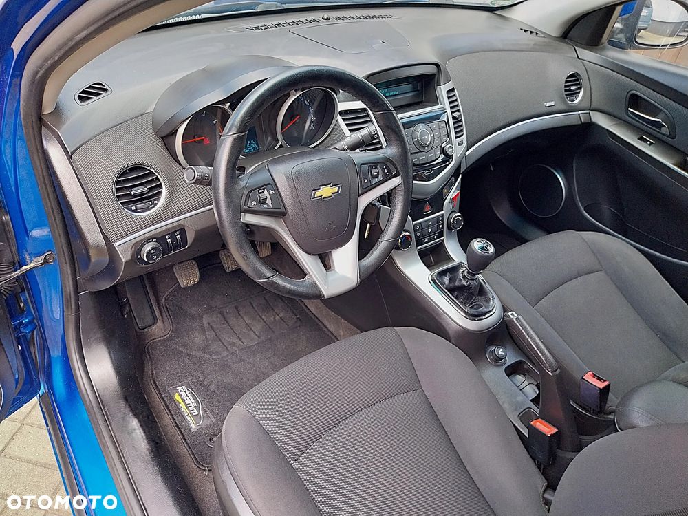 Chevrolet Cruze 1.8 LTZ - 12