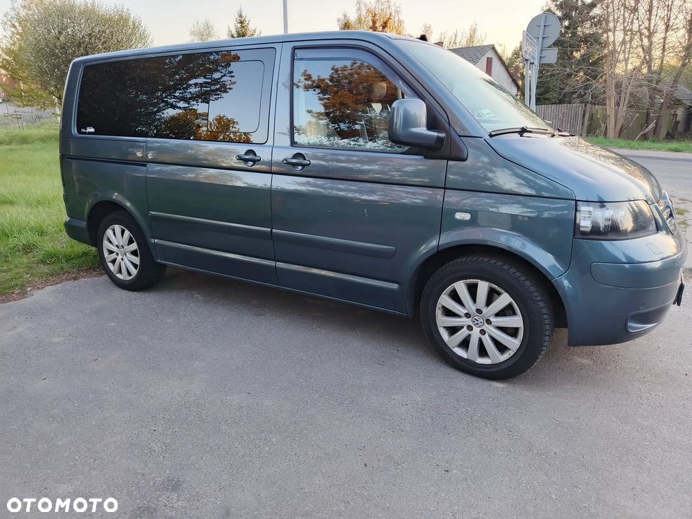Volkswagen Multivan - 3