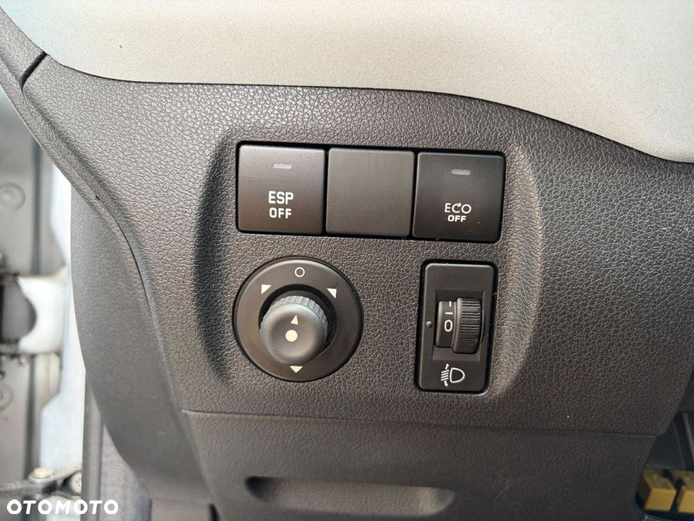 Citroën Berlingo Multispace e-HDi 90 FAP EGS6 Exclusive - 17