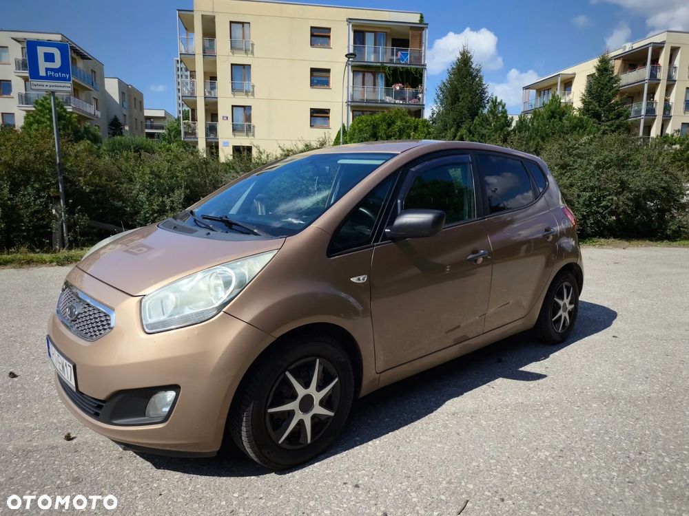 Kia Venga - 1