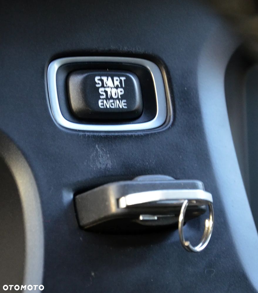 Volvo V40 Cross Country D2 - 20