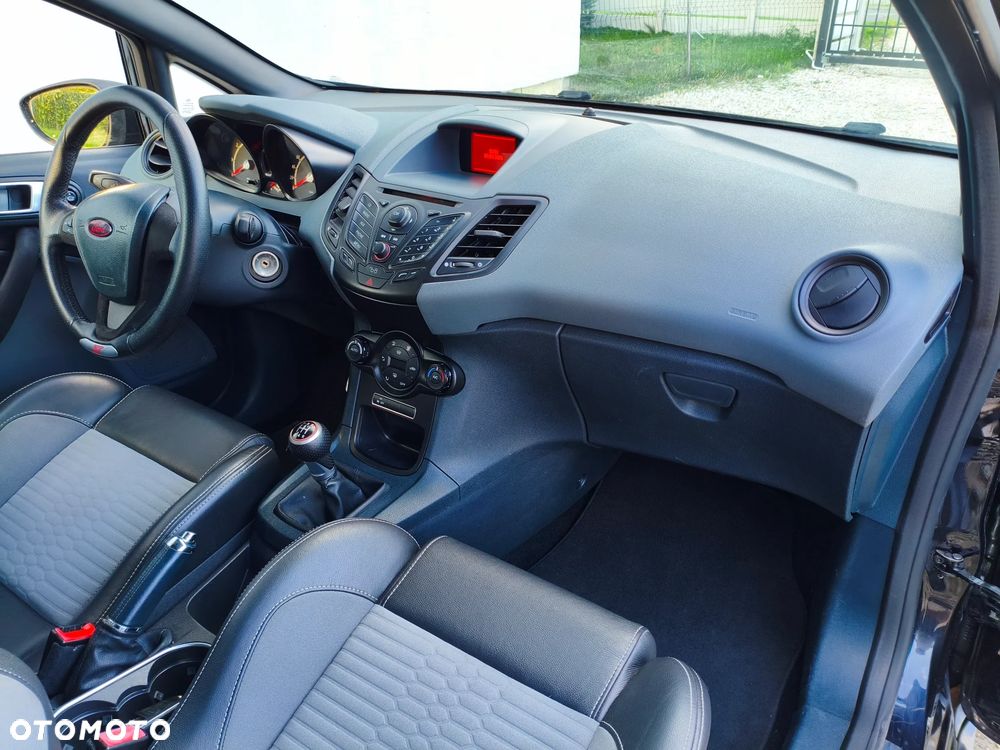 Ford Fiesta 1.6 Ti-VCT Sport - 16
