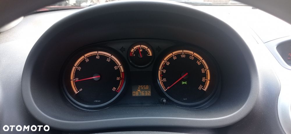 Opel Corsa - 6