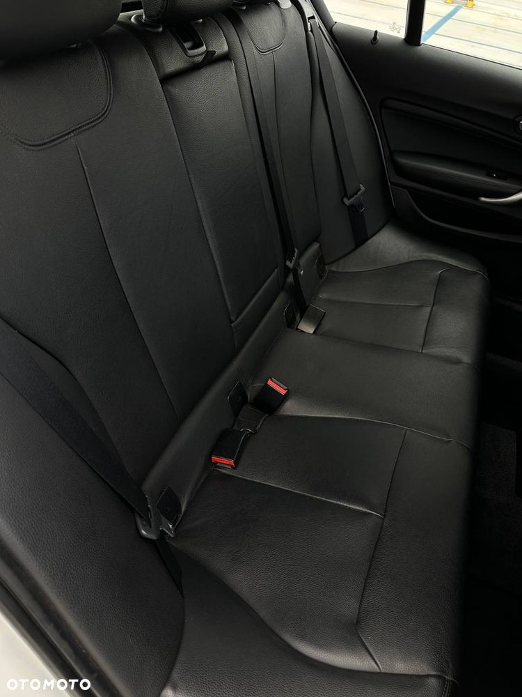 BMW Seria 1 118d Edition Metropolitan - 31