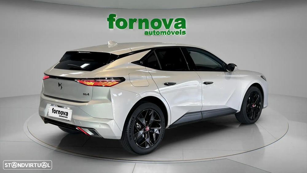 DS DS4 4 1.2 PureTech Performance Line EAT8 - 6