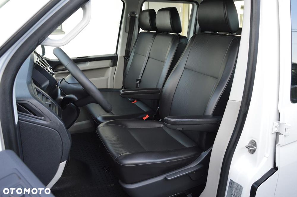 Volkswagen Transporter - 24