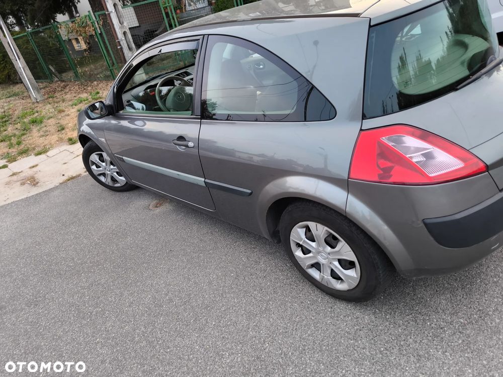 Renault Megane II 1.6 Confort Dynamique - 3