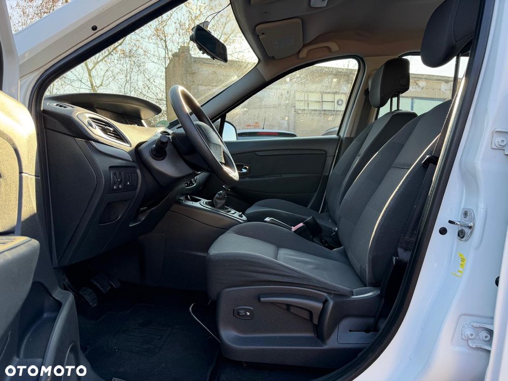 Renault Scenic 1.6 16V 110 TomTom Edition - 15