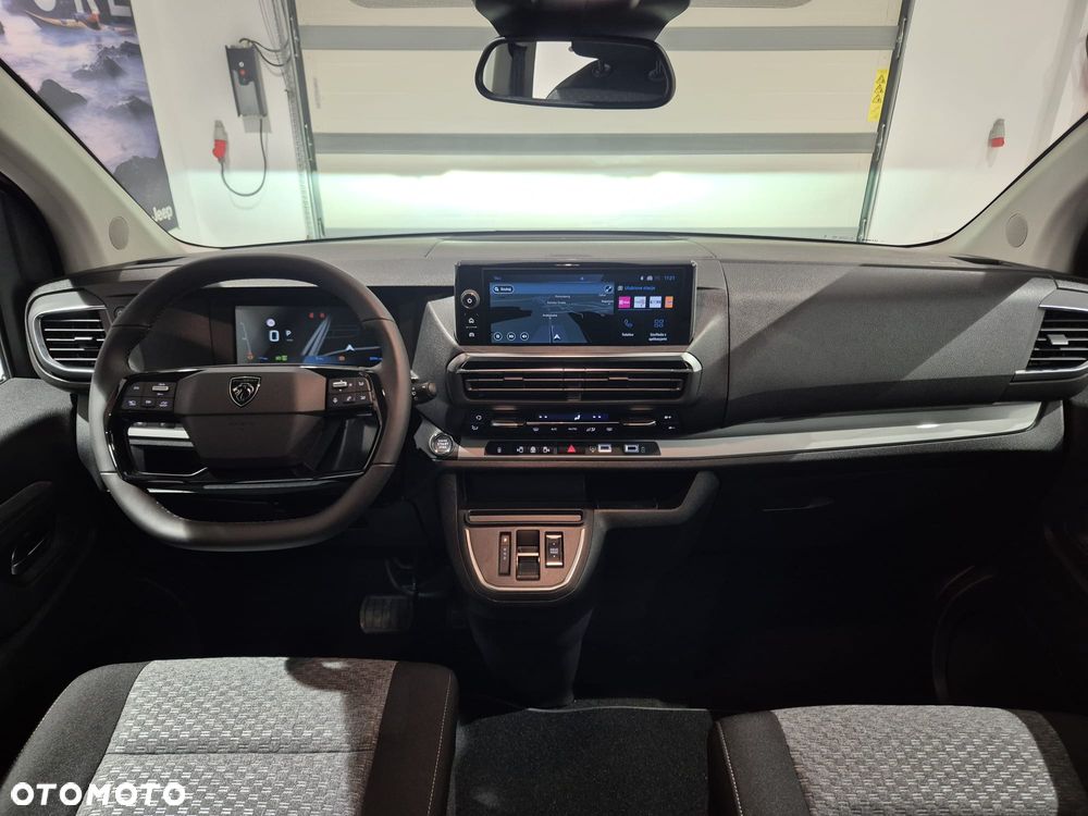 Peugeot Traveller 2.2 BlueHDi Long Business EAT8 - 14