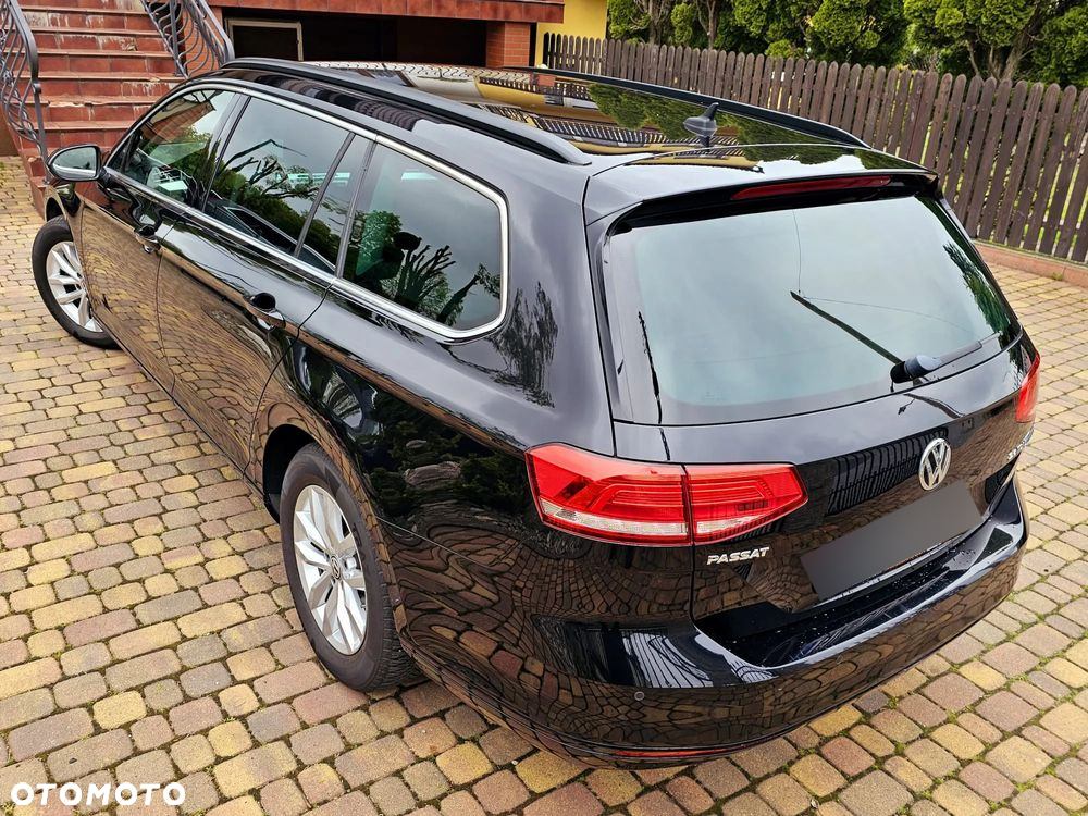 Volkswagen Passat Variant 2.0 TDI DSG (BlueMotion Technology) Comfortline - 15