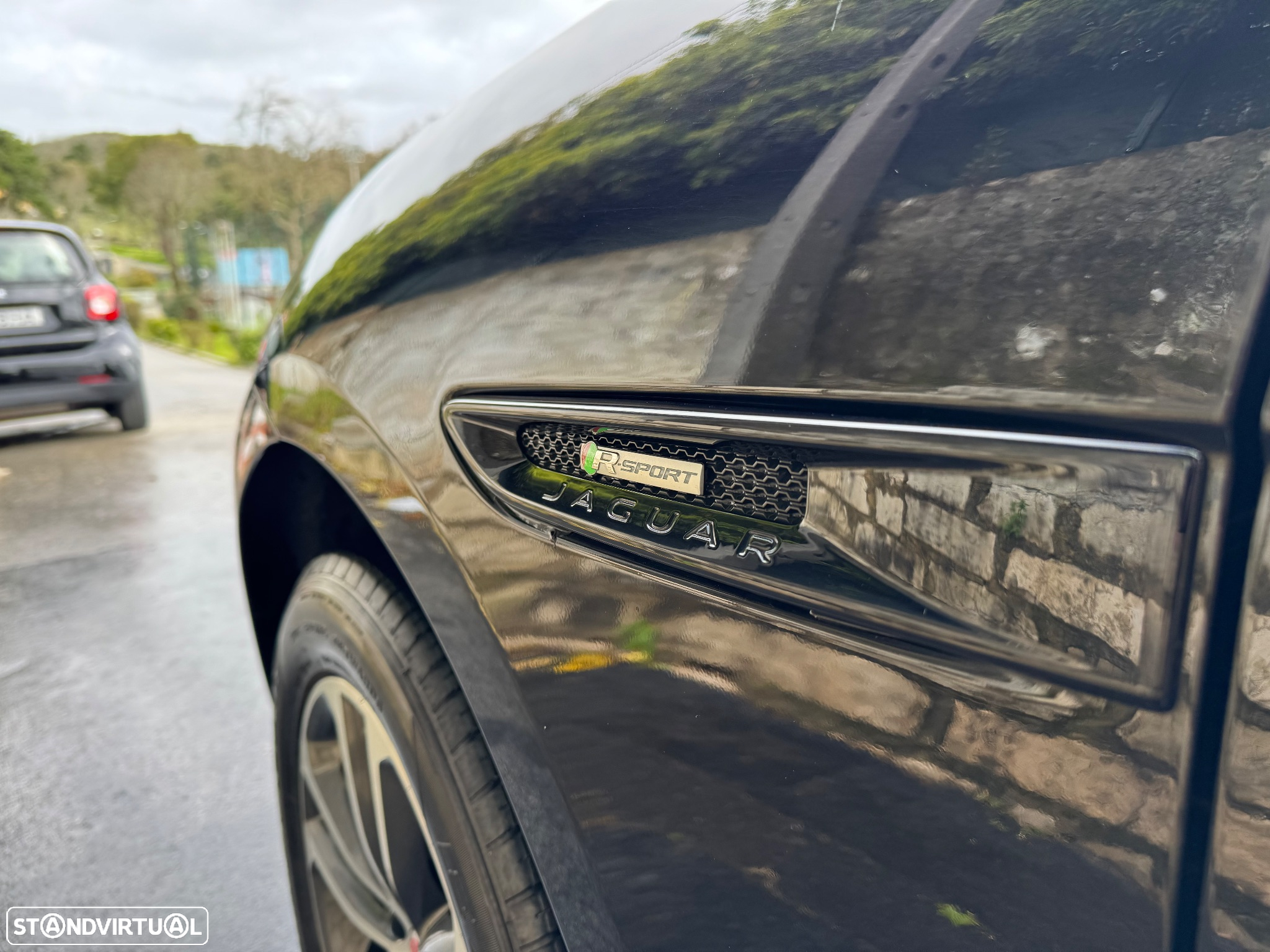 Jaguar F-Pace 2.0 i4D R-Sport AWD Aut. - 4