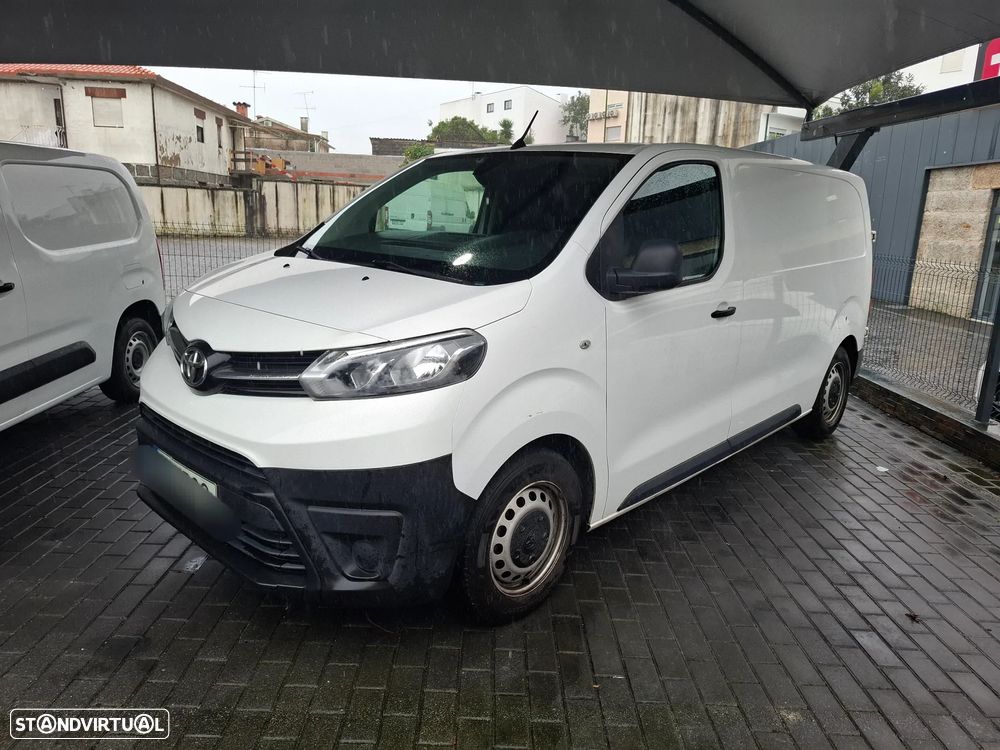 Toyota HAICE PROACE CITY 3LUGARES - 9