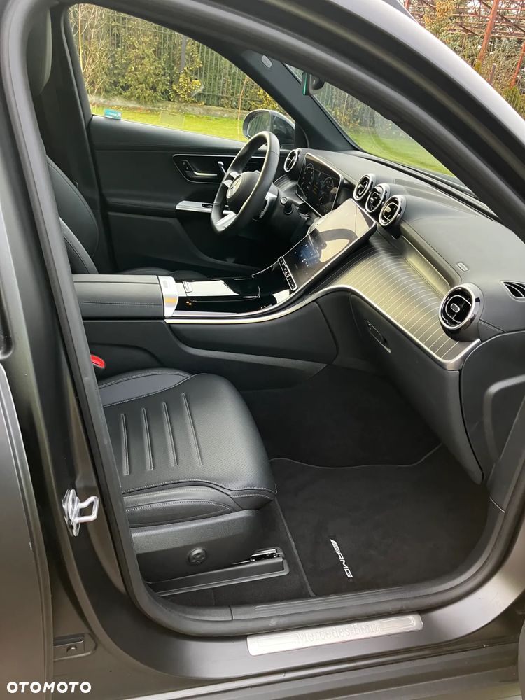 Mercedes-Benz GLC - 24