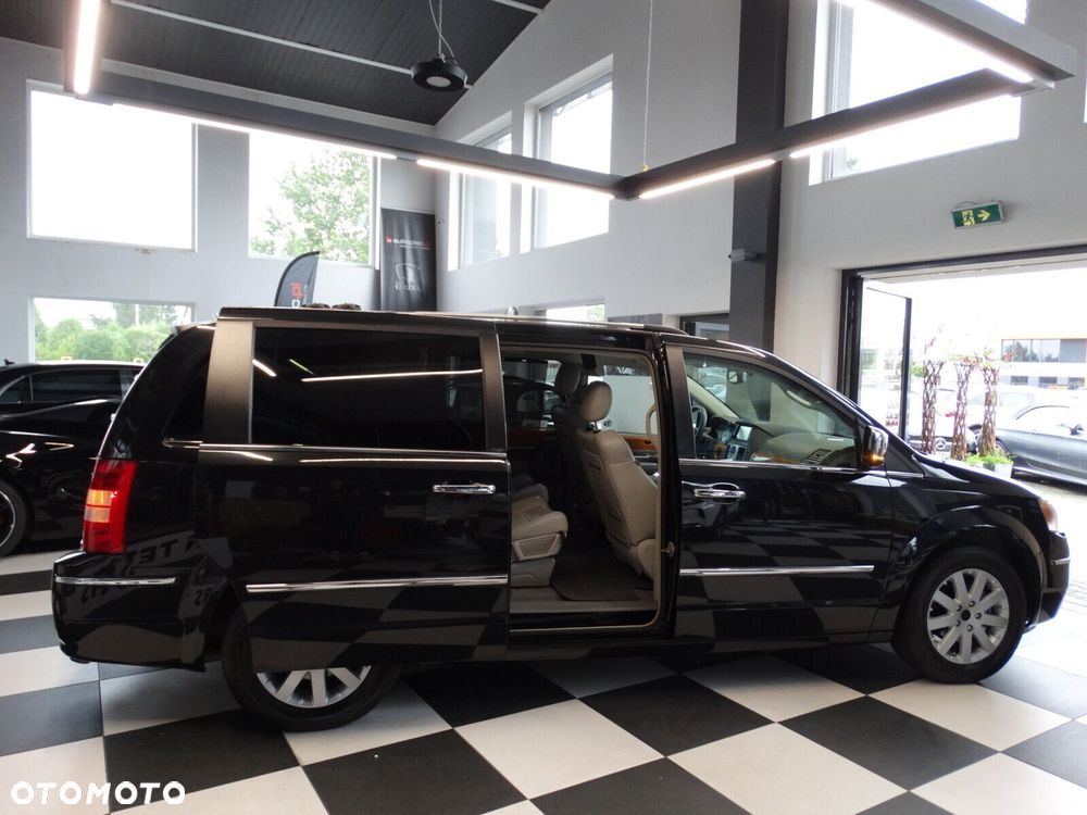 Chrysler Grand Voyager - 10