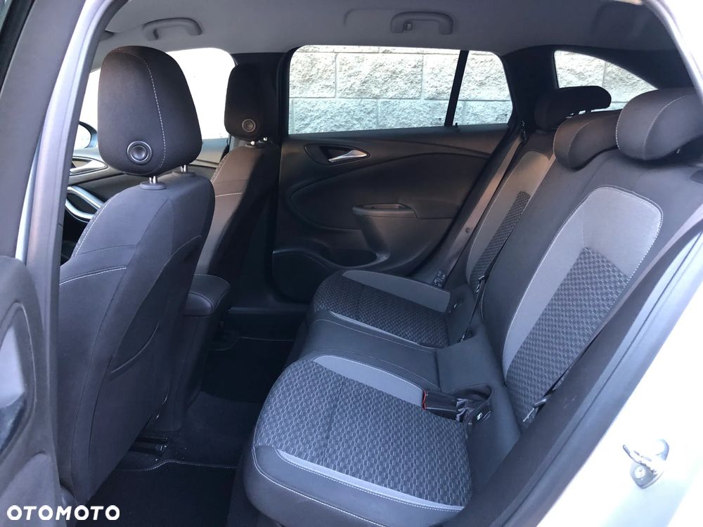 Opel Astra 1.5 CDTI Elegance S&S - 20