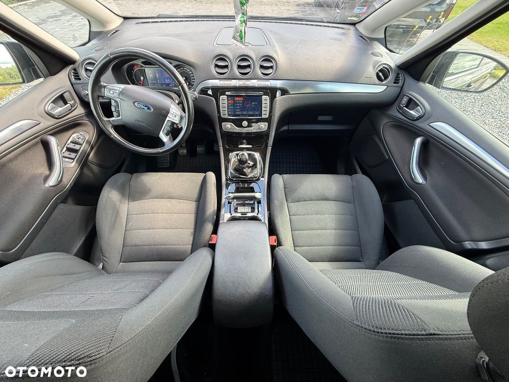Ford S-Max 2.0 TDCi DPF Titanium X - 36