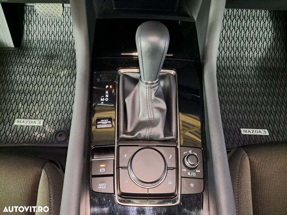 Mazda 3 - 18