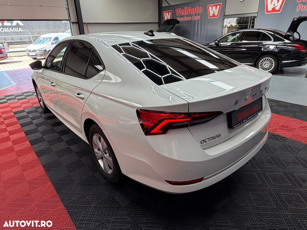 Skoda Octavia 2.0 TDI Ambition - 6