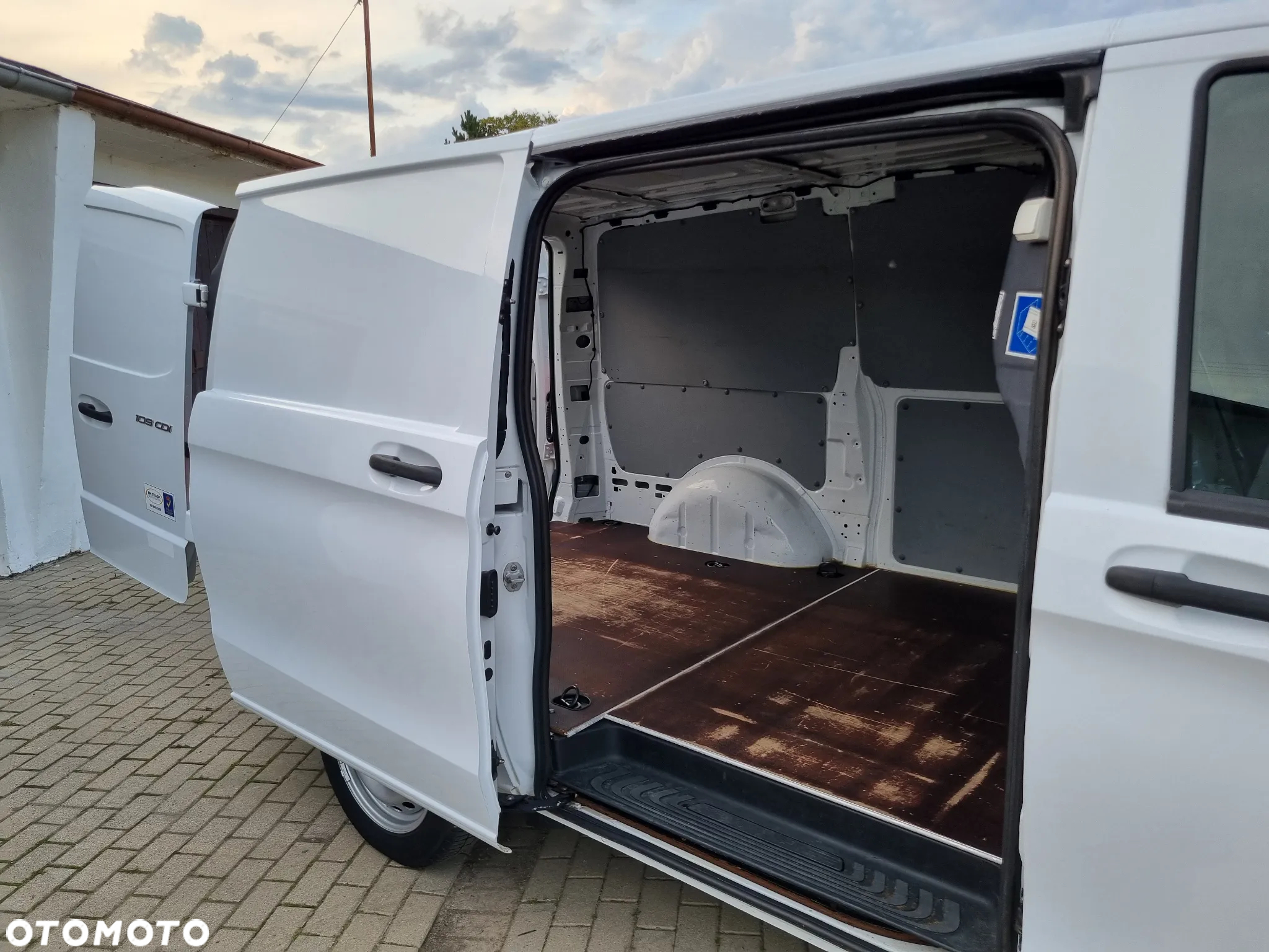 Mercedes-Benz Vito 109 CDI Long Długi Klima Salon PL - 10
