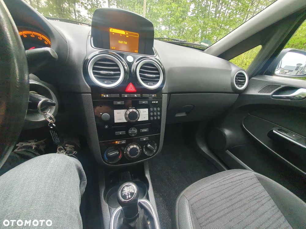 Opel Corsa 1.4 16V EcoFLEX Start-Stop Innovation - 17