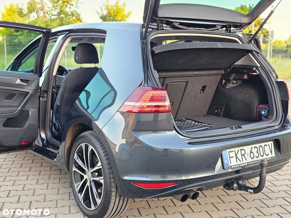 Volkswagen Golf 1.4 TSI BMT Comfortline - 24