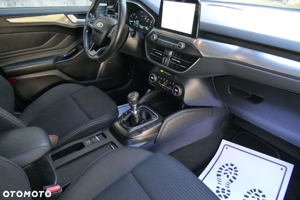 Ford Focus 1.5 EcoBlue STart-Stopp-System TITANIUM - 18