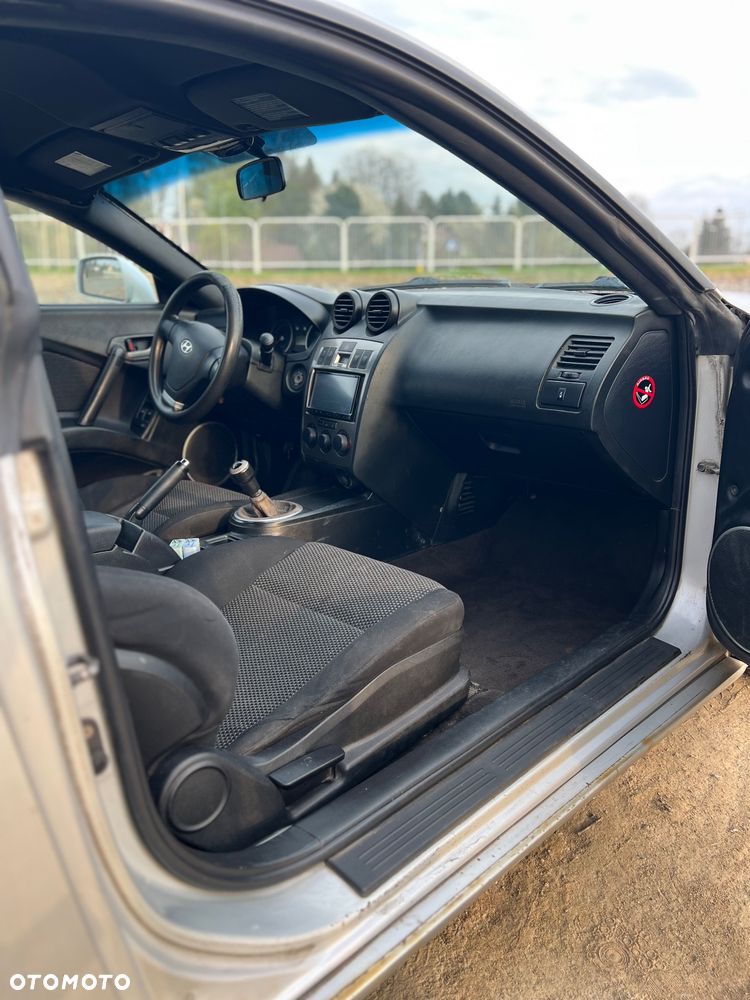 Hyundai Coupe - 10