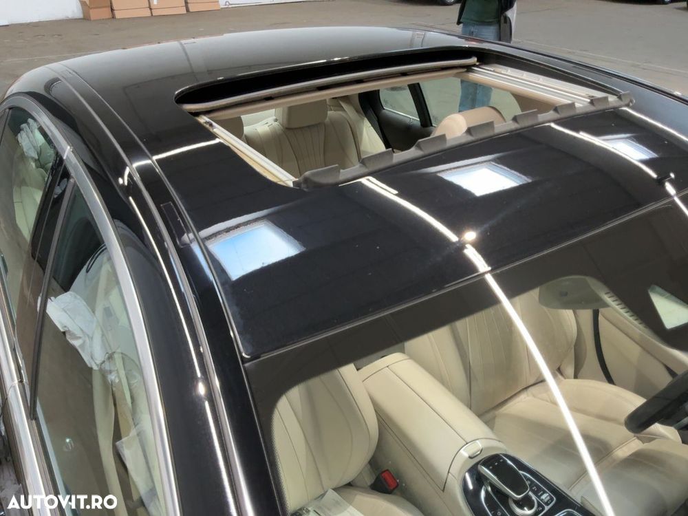 Mercedes-Benz E 200 4MATIC 9G-TRONIC Exclusive - 4