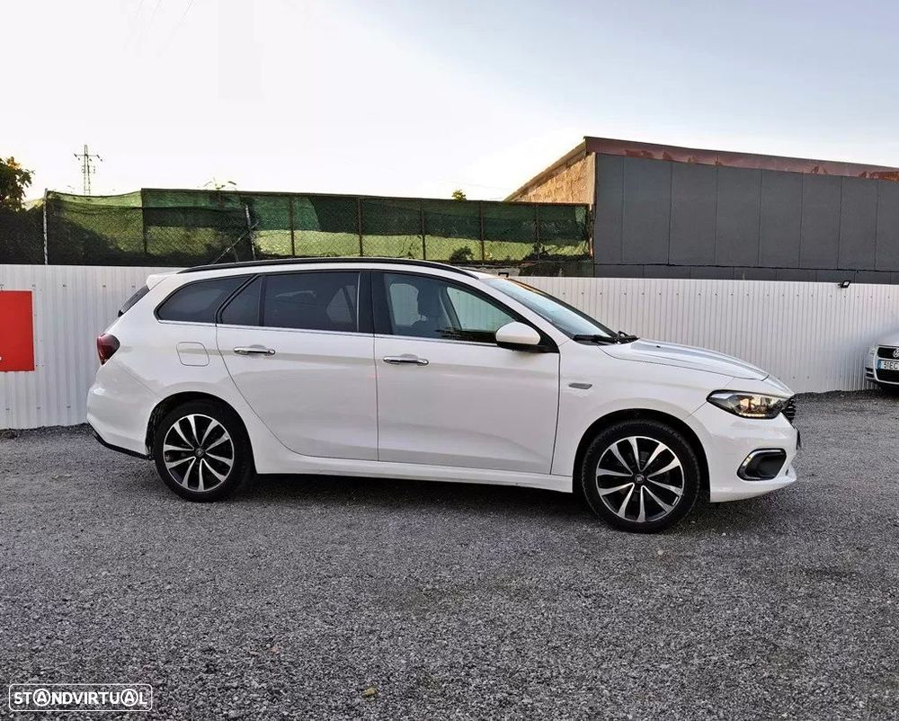 Fiat Tipo Station Wagon 1.3 M-Jet Lounge Tech - 9
