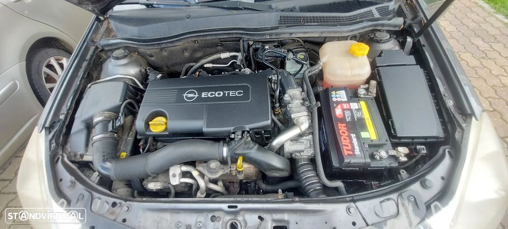 Opel Astra 1.7 CDTI Cosmo ecoFLEX - 4