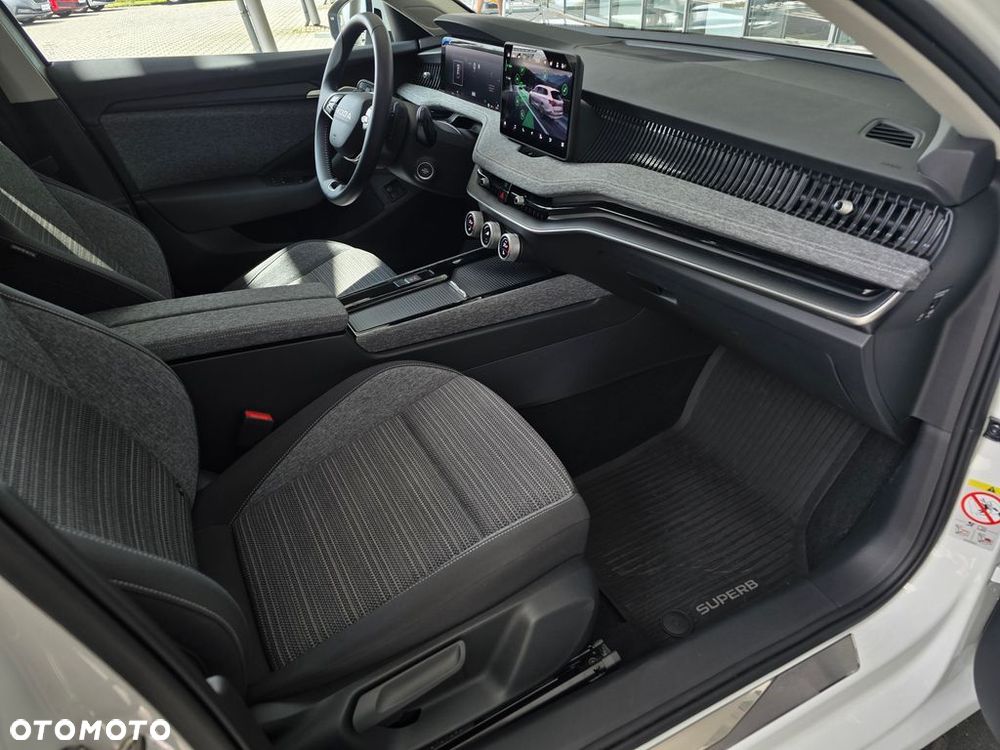 Skoda Superb 1.5 TSI Plug-in Hybrid Edition 130 DSG - 11