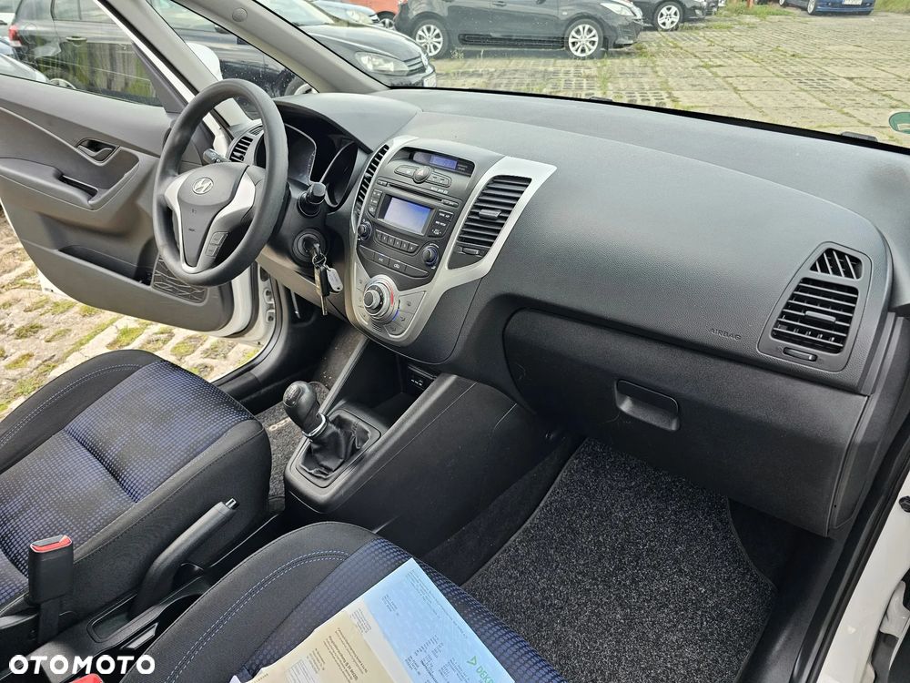 Hyundai ix20 - 16