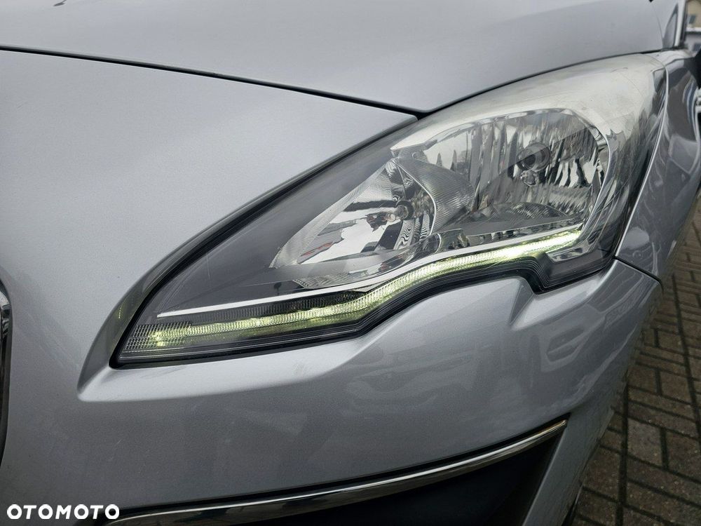 Peugeot 3008 - 5
