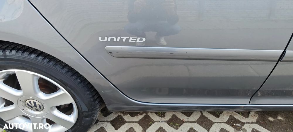 Volkswagen Golf 2.0 TDI United - 10