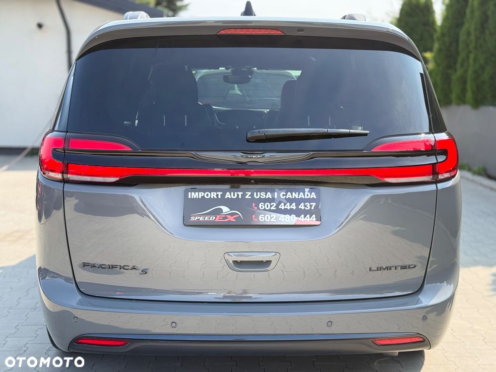 Chrysler Pacifica - 9