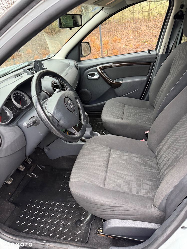 Dacia Duster 1.5 dCi Laureate - 9