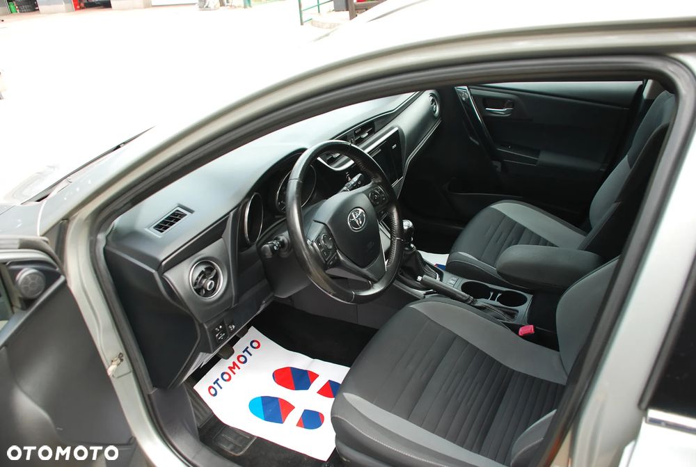 Toyota Auris 1.6 D-4D Touring Sports Edition S+ - 13