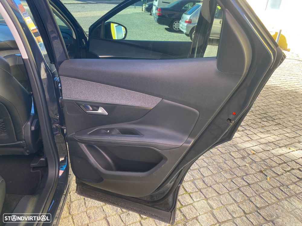 Peugeot 3008 BlueHDi 130 Stop & Start Allure Pack - 30