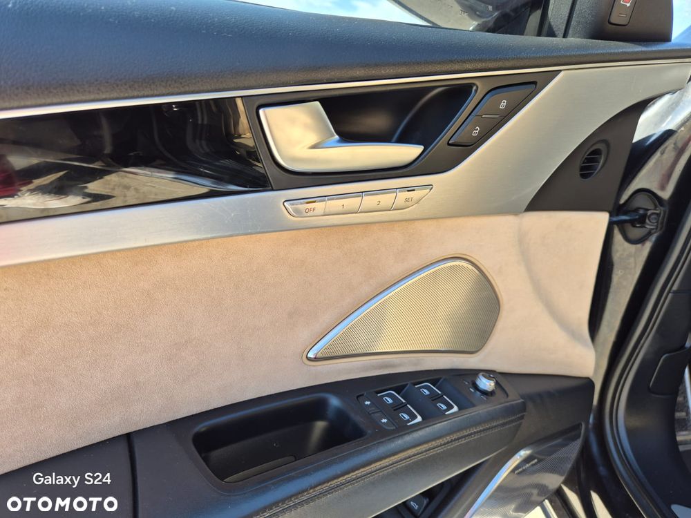 Audi A8 4.2 TDI Quattro - 14