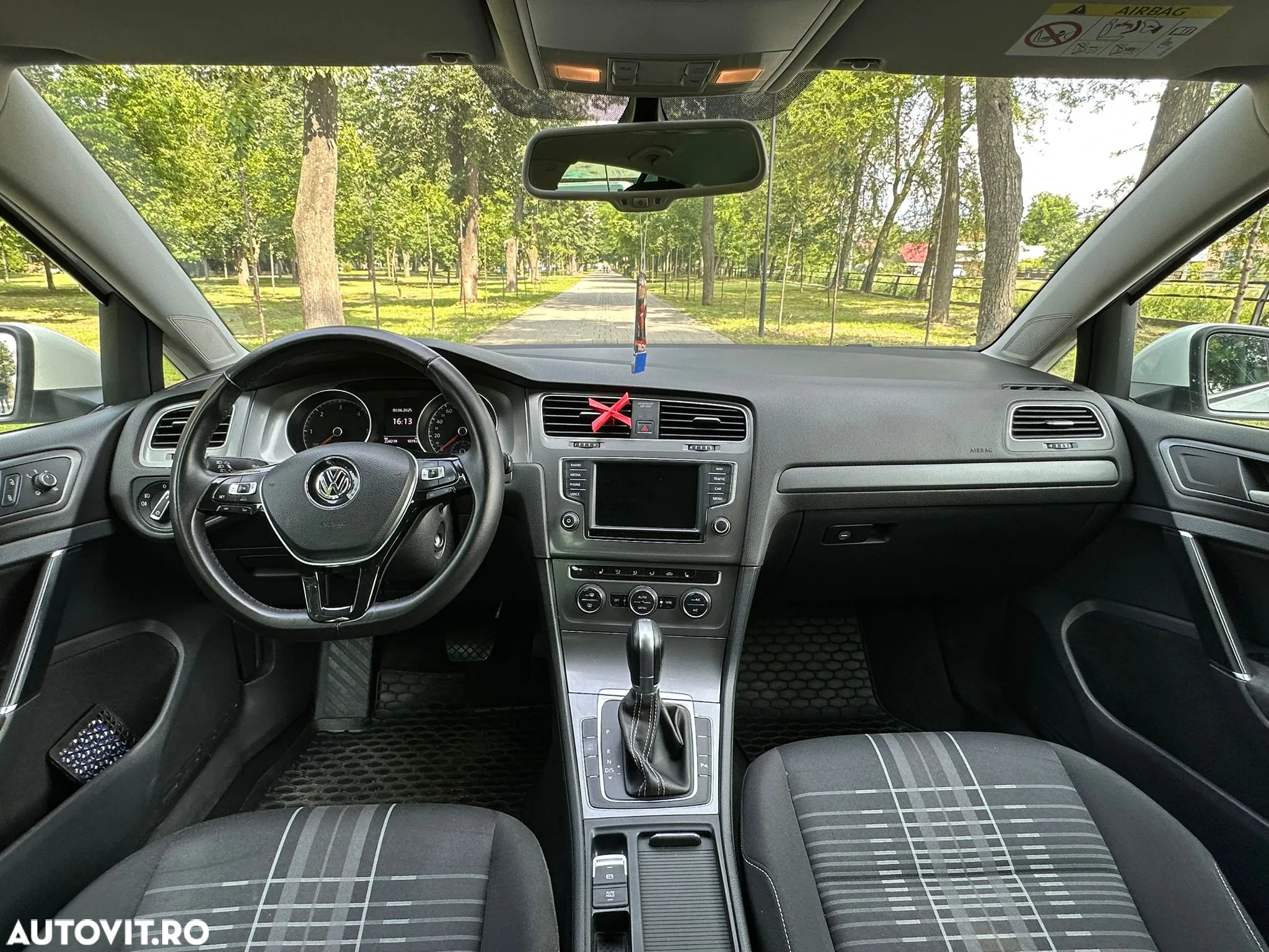 Volkswagen Golf 2.0 TDI DPF BMT DSG Highline - 5