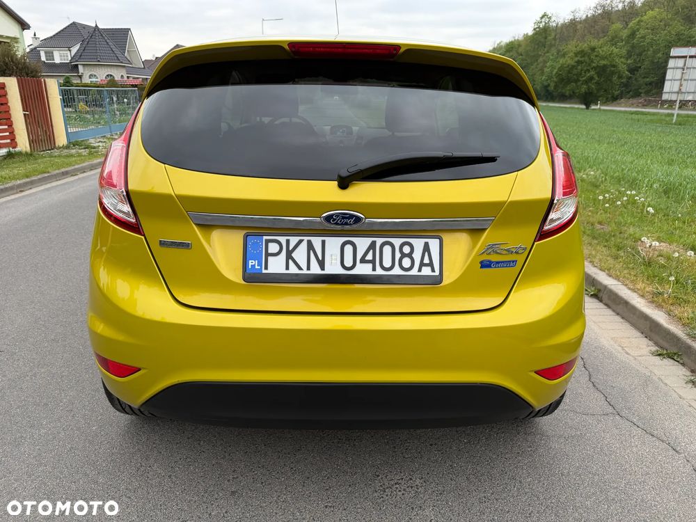 Ford Fiesta 1.0 EcoBoost Titanium EU6 - 11