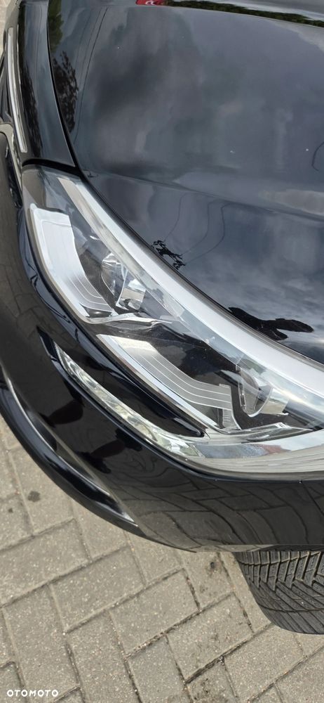 Renault Megane ENERGY TCe 140 EDC LIMITED - 23