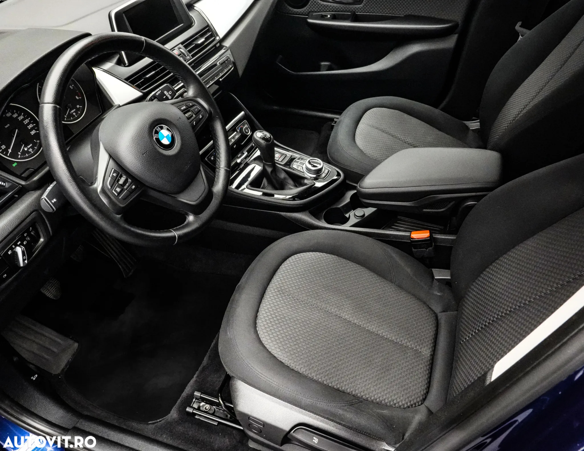 BMW Seria 2 216d Advantage - 9