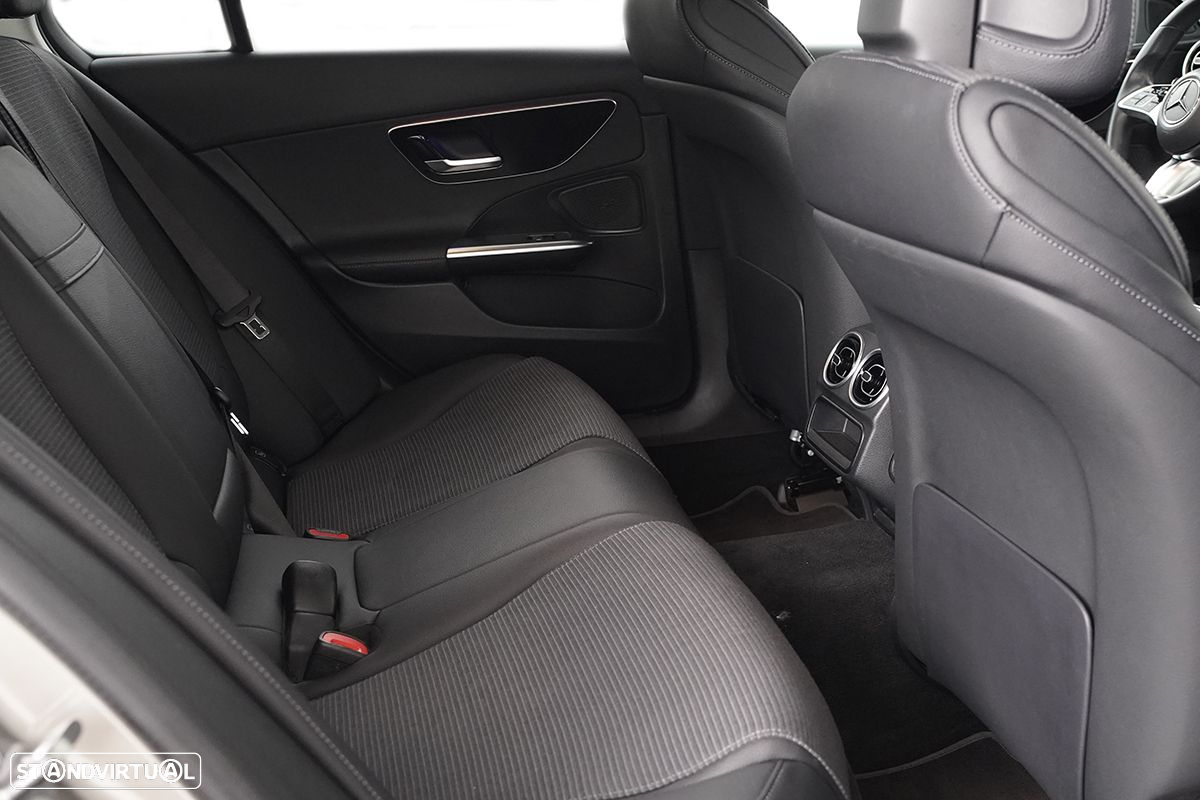 Mercedes-Benz C 220 d Avantgarde - 26